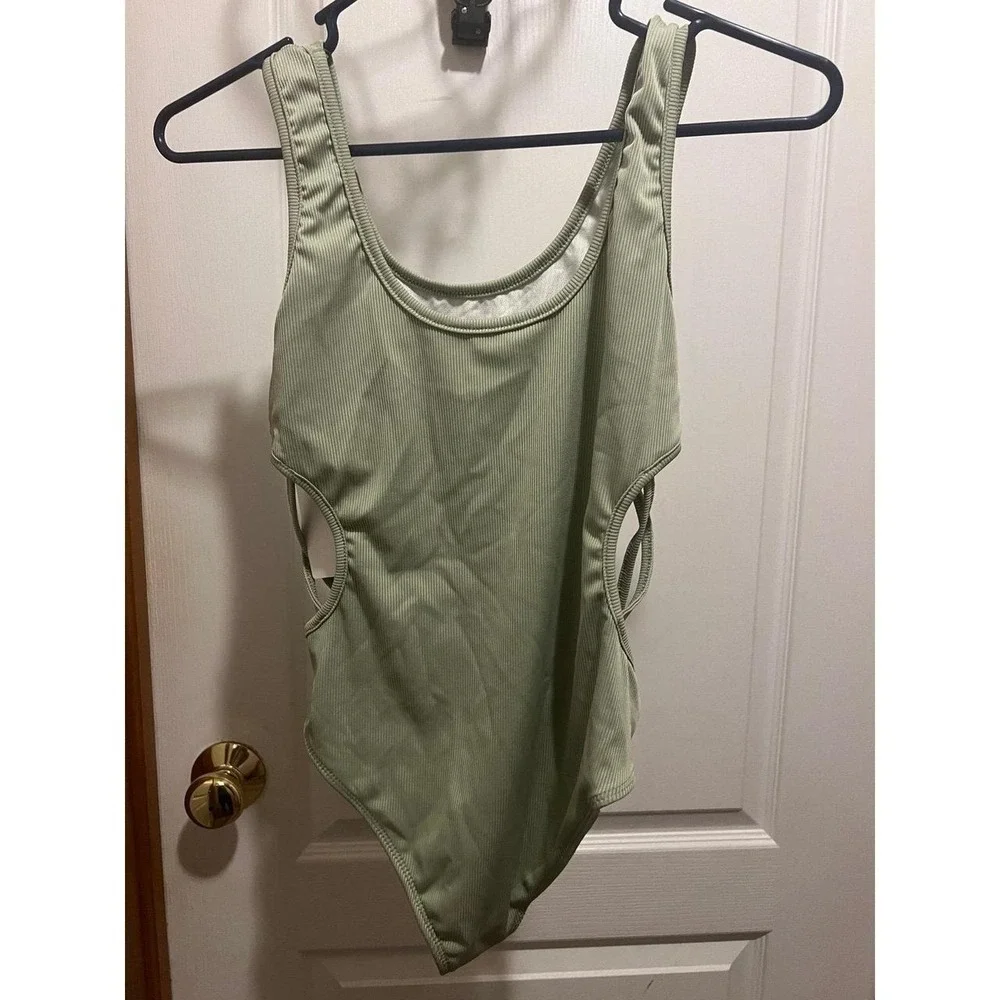 Milumia Sage Green Ribbed Cut Out One Piece Swimsuit Monokini NWT Size 13-14Y
